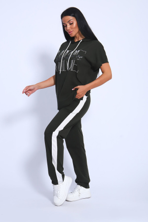 b551bc5e-6ff9-414b-b71d-560f28a1205a